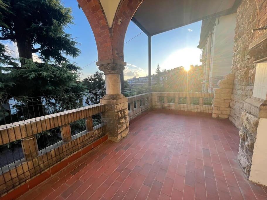 Bg Central President Suite Con Parcheggio - Vista Citta Alta بيرغامو المظهر الخارجي الصورة