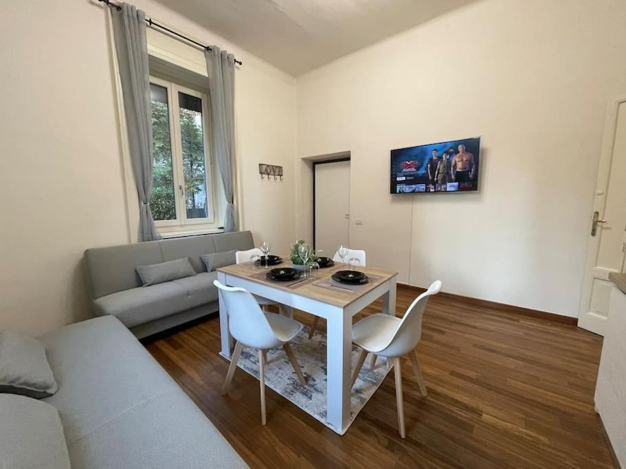 Bg Central President Suite Con Parcheggio - Vista Citta Alta بيرغامو المظهر الخارجي الصورة