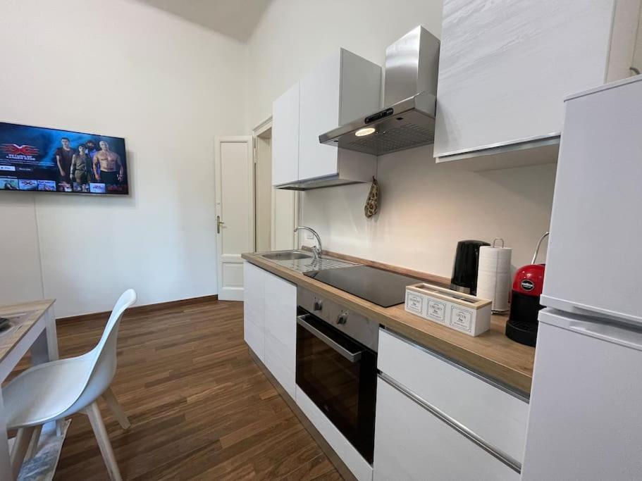 Bg Central President Suite Con Parcheggio - Vista Citta Alta بيرغامو المظهر الخارجي الصورة